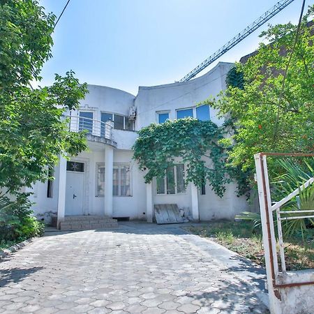 Pospolita Guest House Kutaisi Luaran gambar