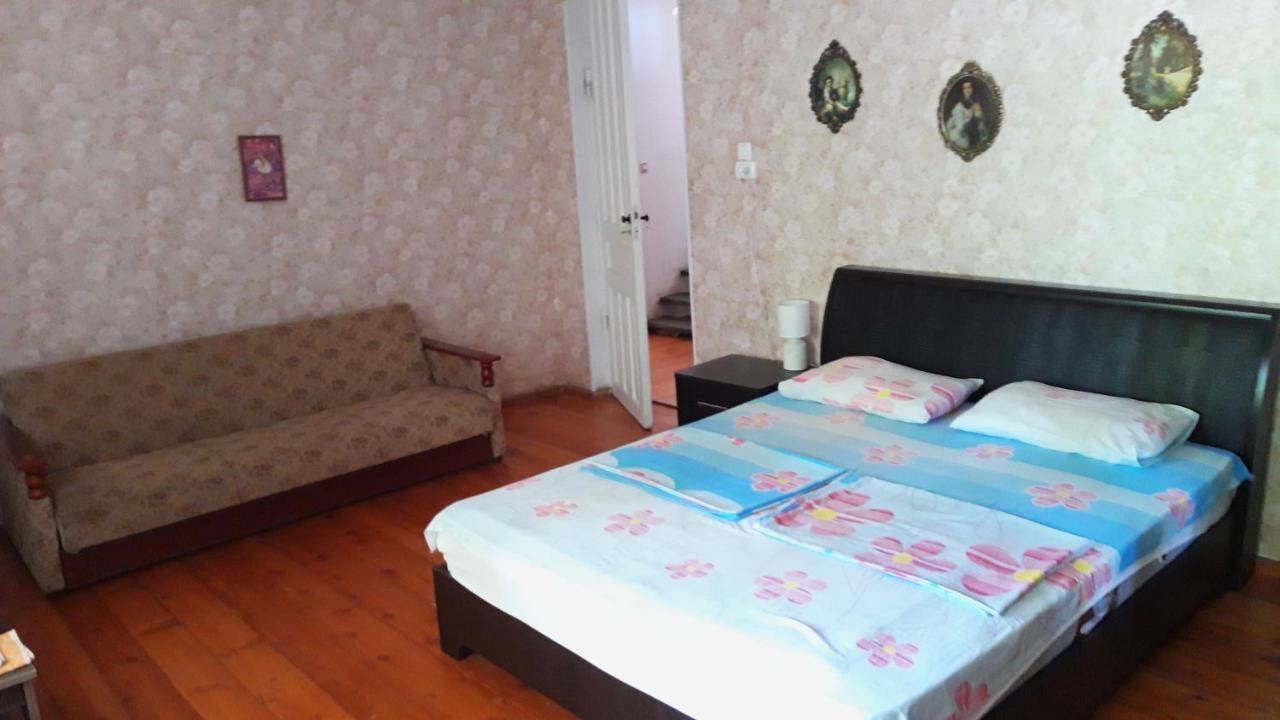 Pospolita Guest House Kutaisi Luaran gambar