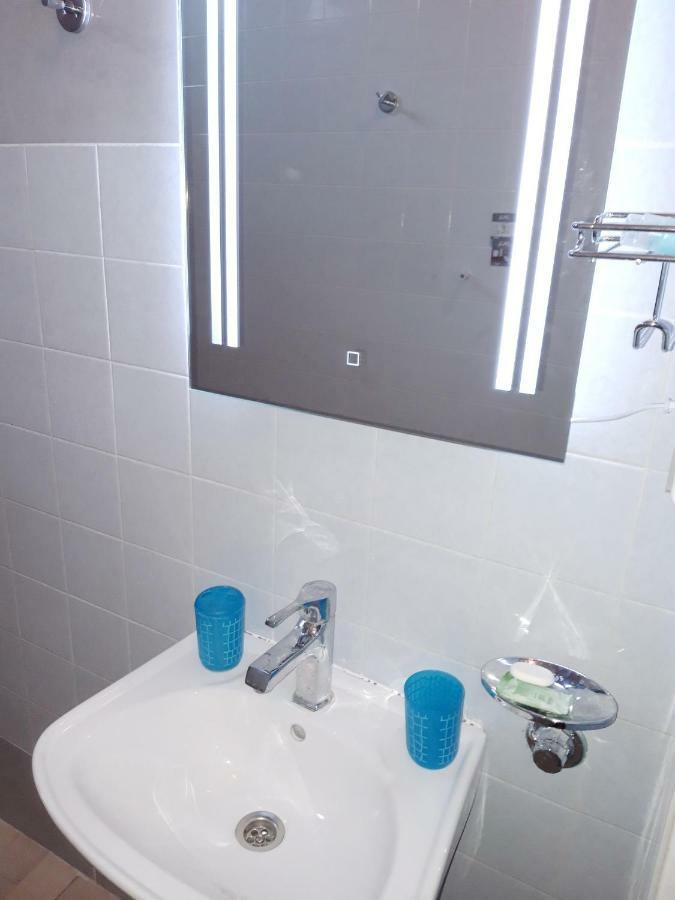 Pospolita Guest House Kutaisi Luaran gambar