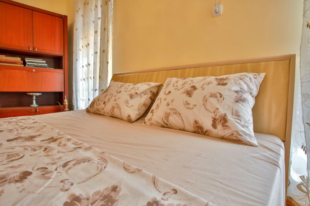 Pospolita Guest House Kutaisi Luaran gambar