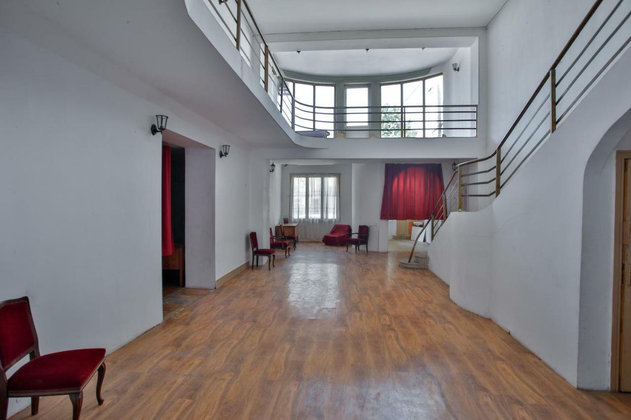 Pospolita Guest House Kutaisi Luaran gambar