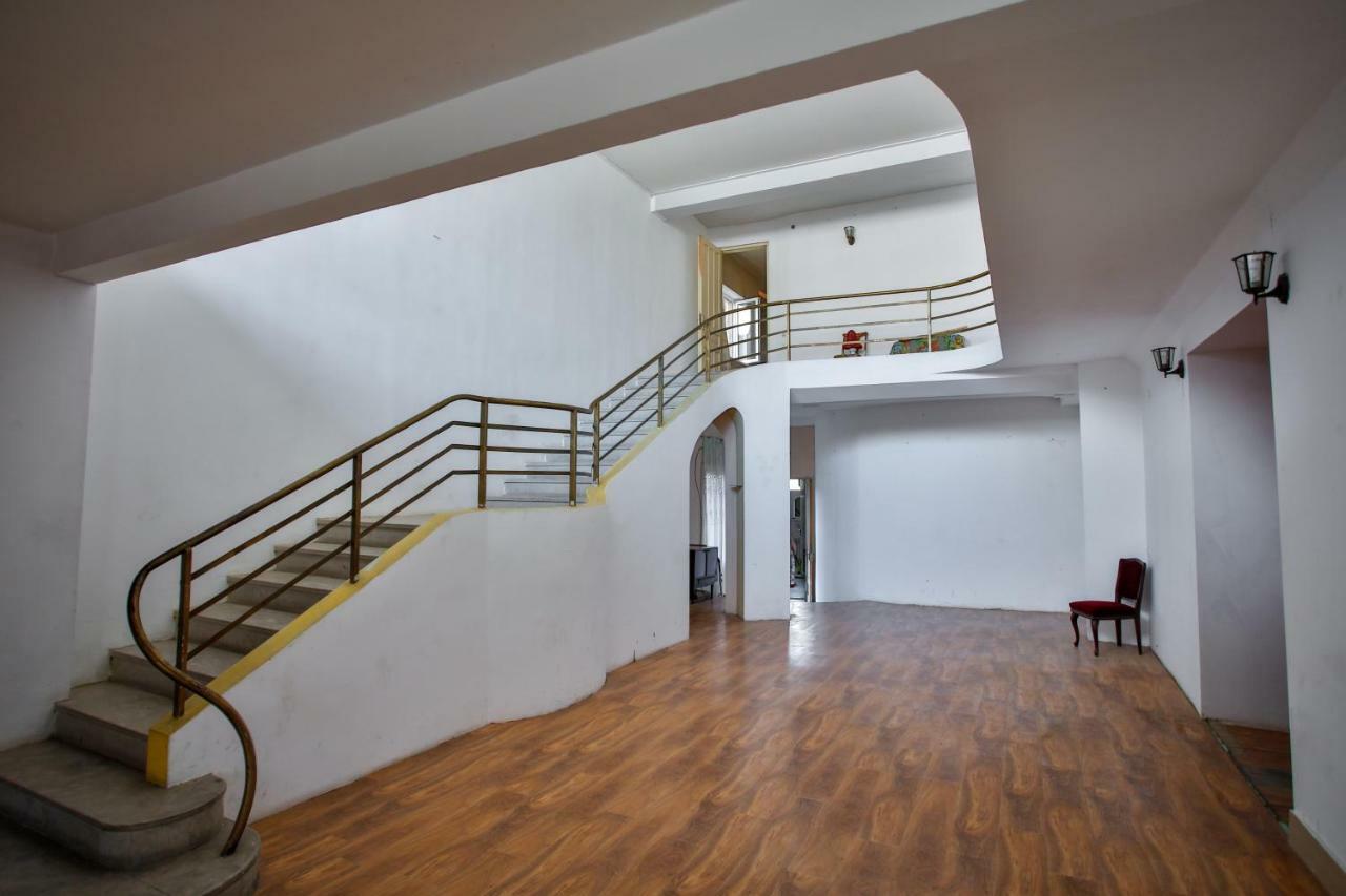 Pospolita Guest House Kutaisi Luaran gambar