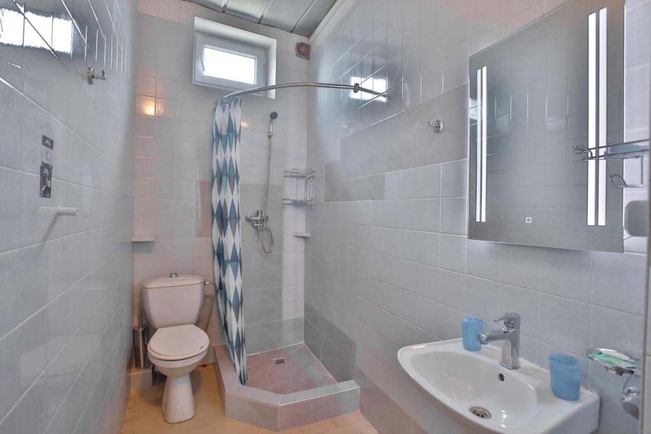Pospolita Guest House Kutaisi Luaran gambar