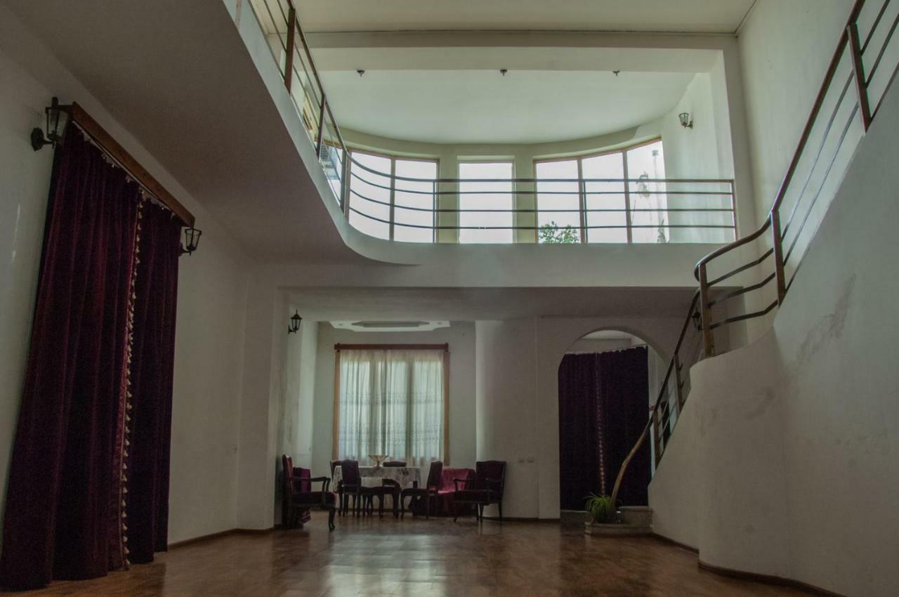 Pospolita Guest House Kutaisi Luaran gambar