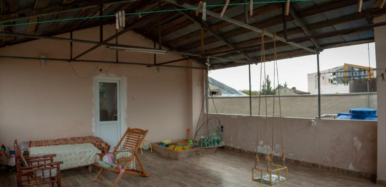 Pospolita Guest House Kutaisi Luaran gambar